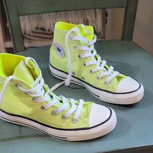 Converse All Star Women's Flourescent Yellow  High-Top Sneakers Size 6